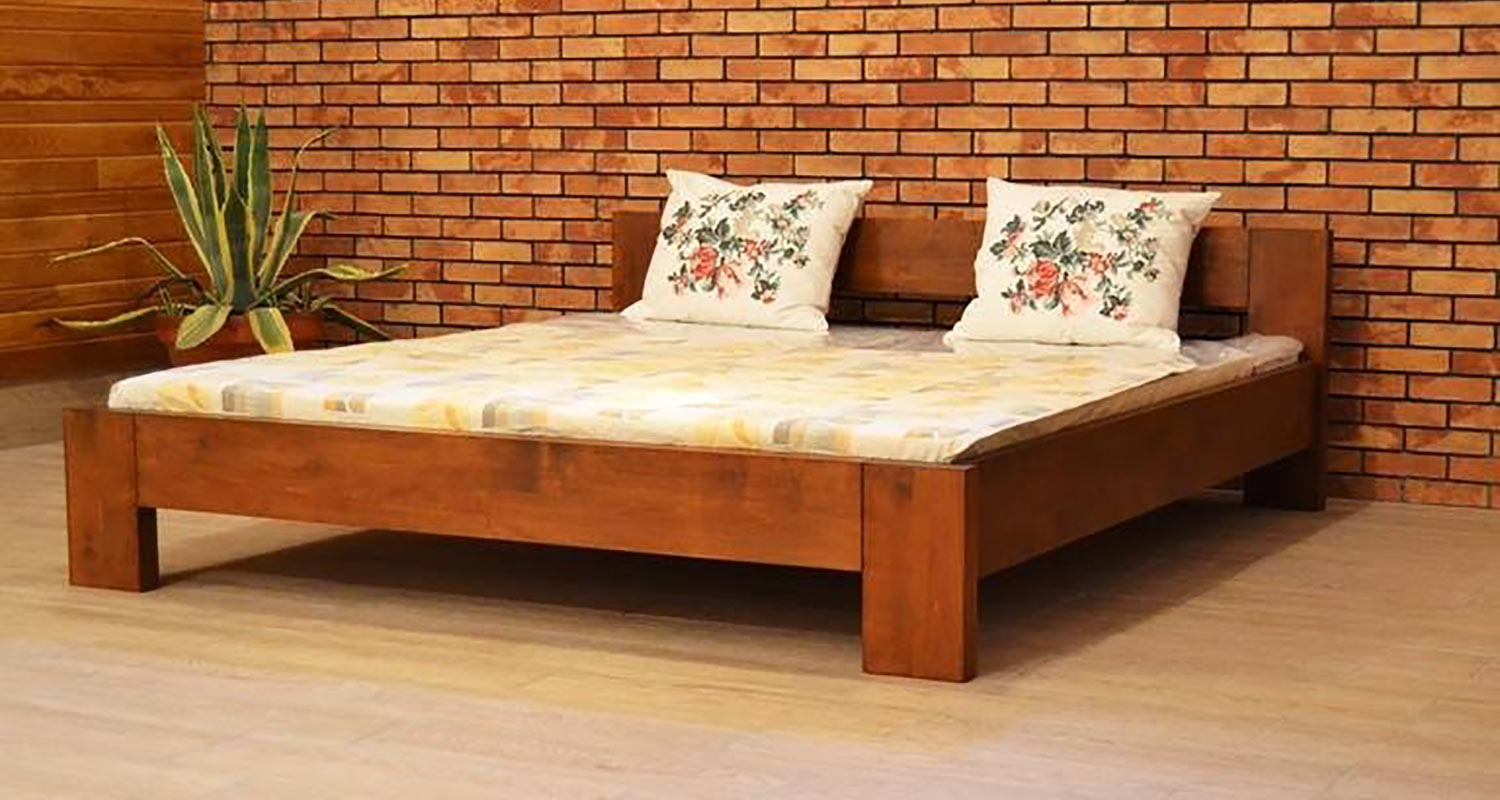 oderná manželská posteľ 200x200 cm z brezového dreva – odtieň orech. (Výrobca: NÁBYTOK MIREK)